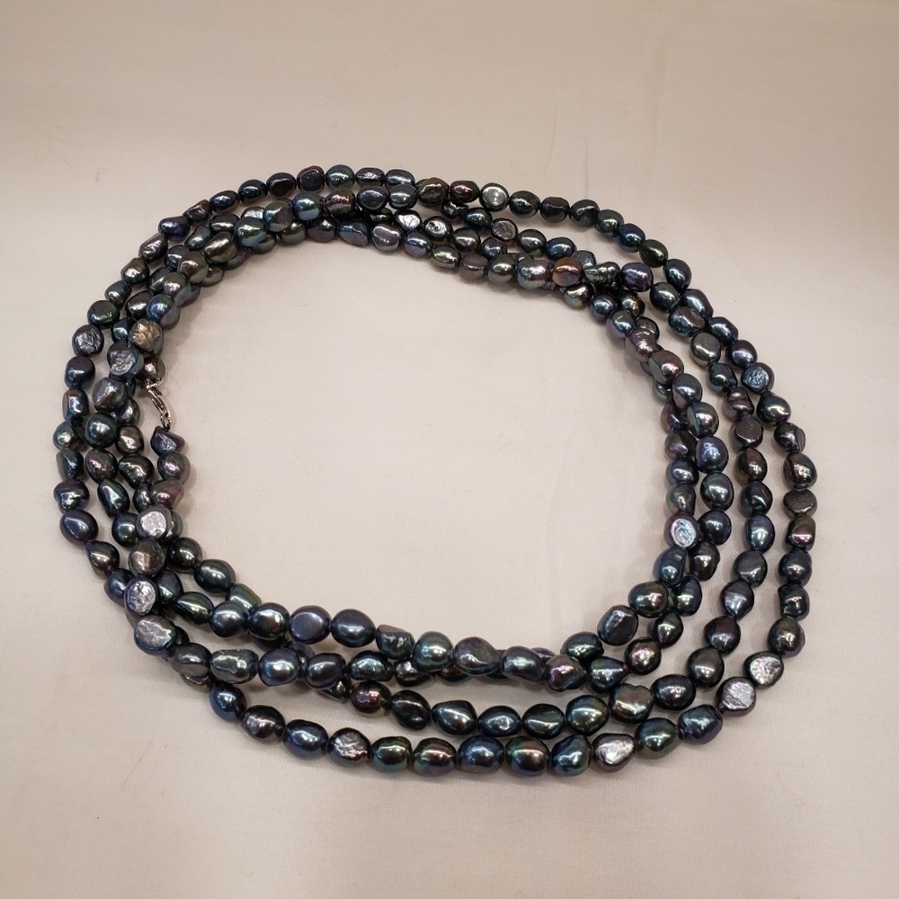 𝅺80" seawater pearl necklace